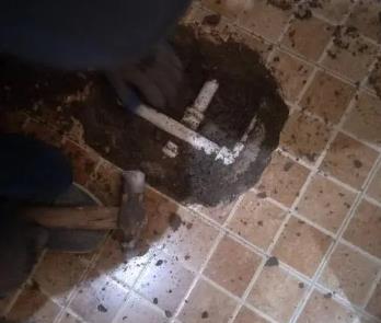 宿迁卫生间漏水维修公司为您分享下卫生间渗水如何处理及注意事项